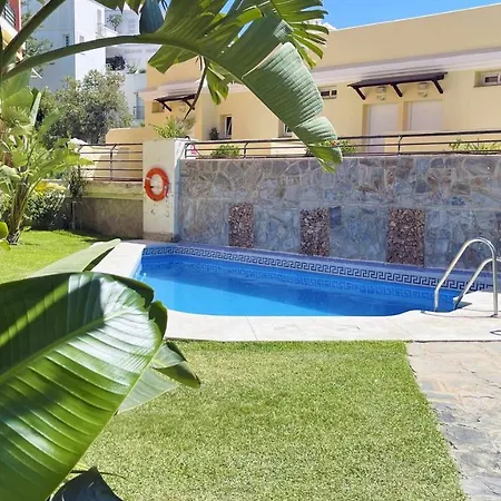 Appartement Nuevo Con Piscina Y Parking En La Playa à Torre de Benagalbon Extérieur photo