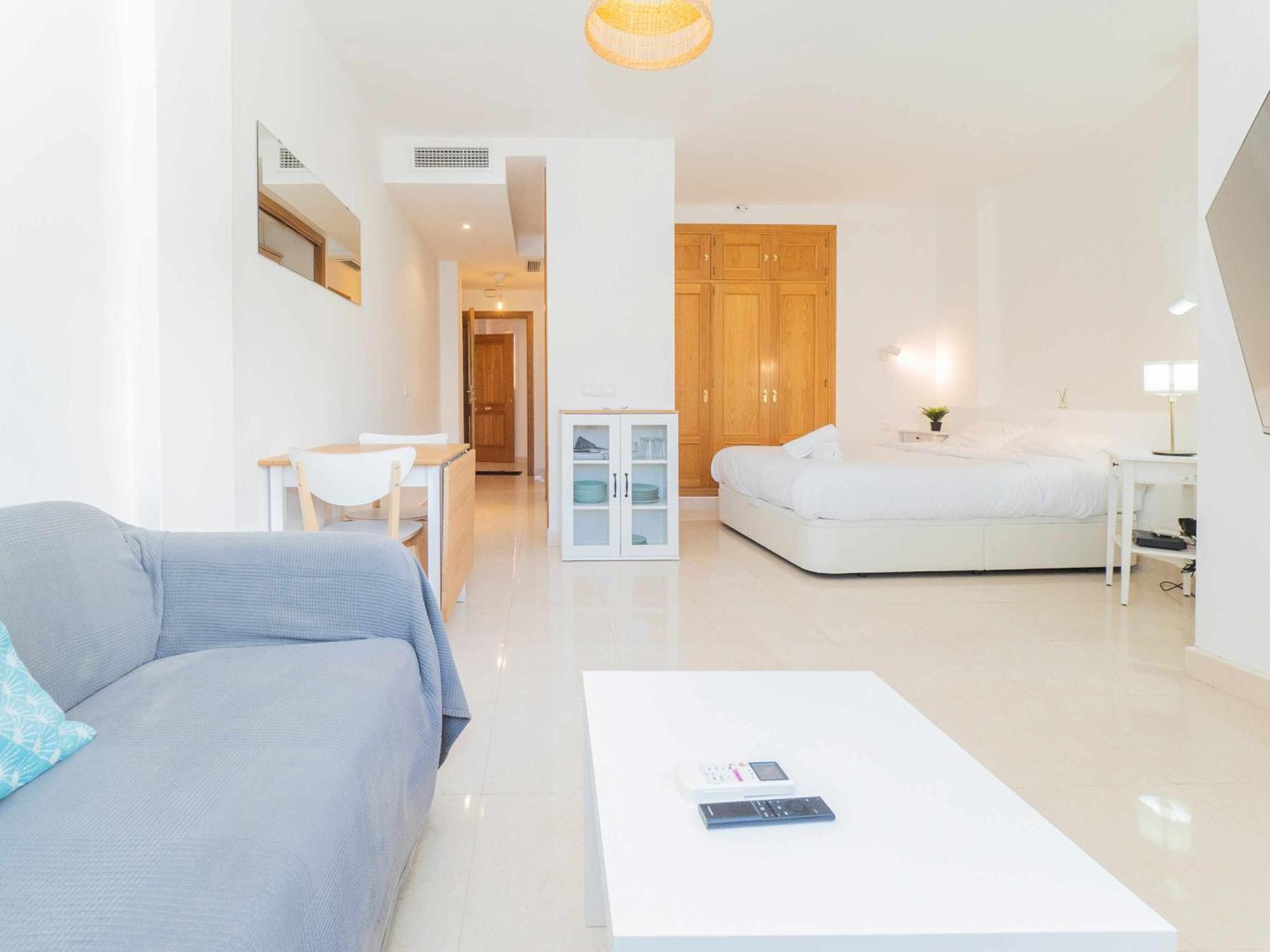 Apartment Nuevo Con Piscina Y Parking En La Playa Torre de Benagalbon